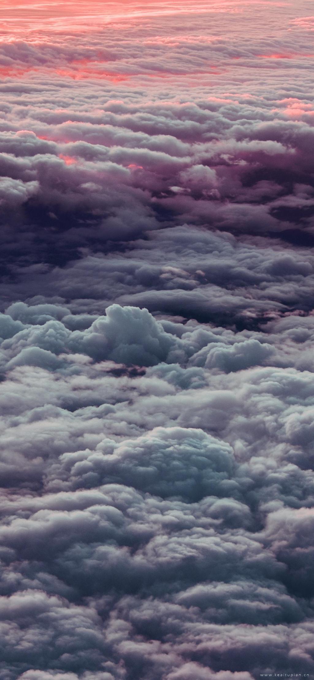 九千米之上的彩色云海唯美风景图片壁纸