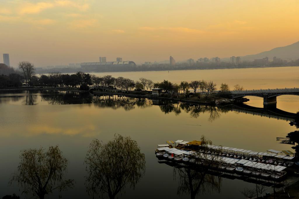 早安南京晨曦图片