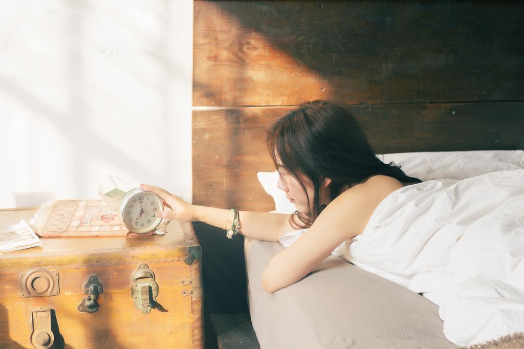 唯美早安氧气美女图片