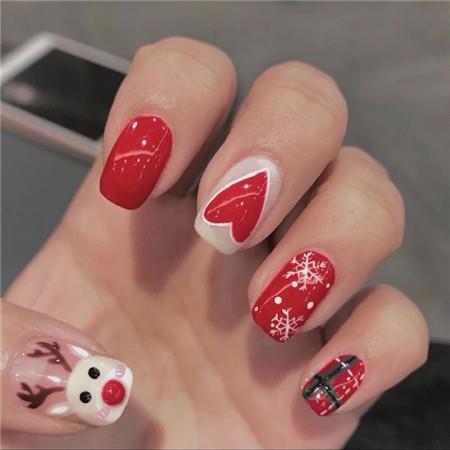 圣诞节美甲图片新款式