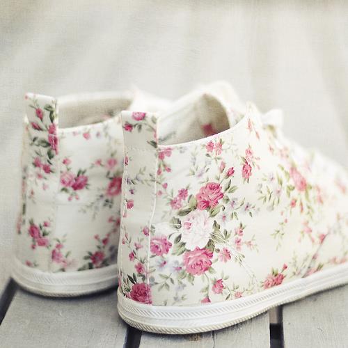 可爱的粉色花儿生活家居用品