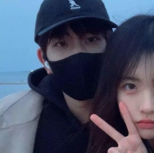 情侣图片一人一张真人 情侣头像一人一张