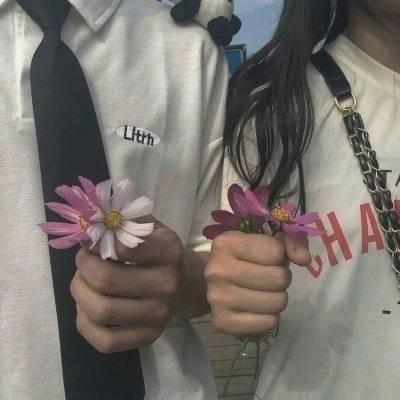 情侣半身图 下半身情侣头像两人