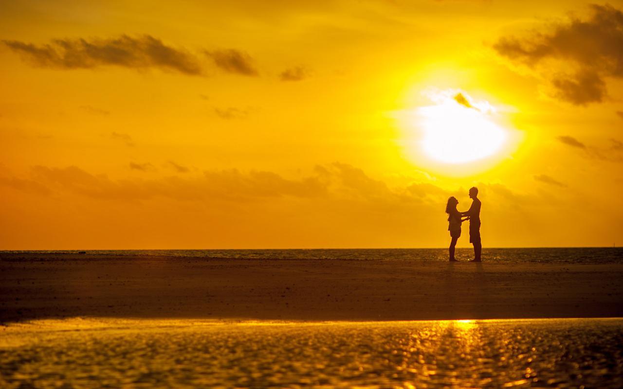 情侣浪漫壁纸图片 浪漫图片情侣手机壁纸