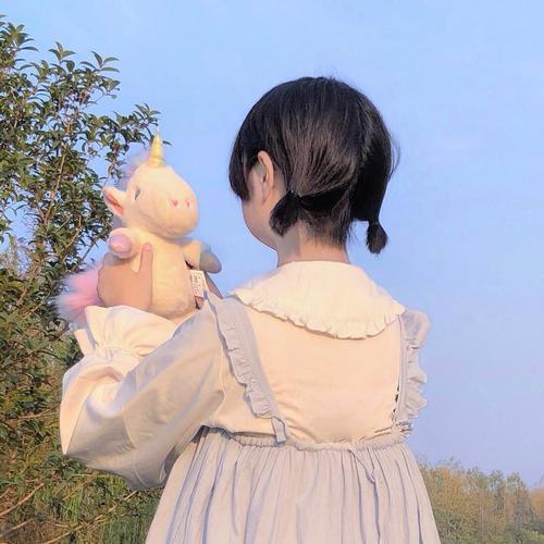 小孩情侣背景图 小孩情侣头像图片