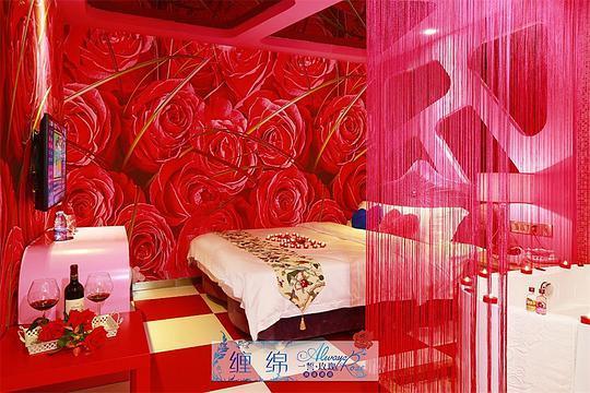 豪华情侣酒店房间图片 酒店情侣房布置图片大全