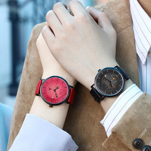 情侣手表图 情侣戴手表牵手图片