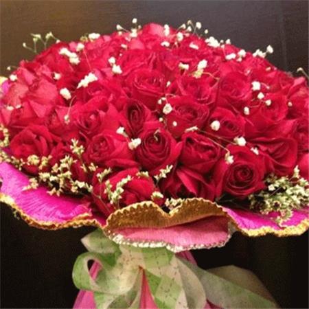 情侣鲜花图片 情侣玫瑰花图片