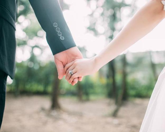 图片情侣照 一张情侣图片