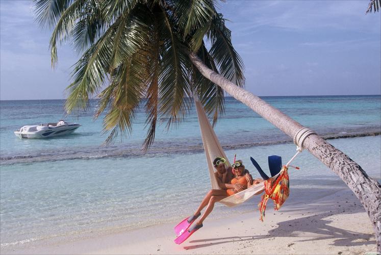 情侣旅游图 旅游情侣头像图片大全