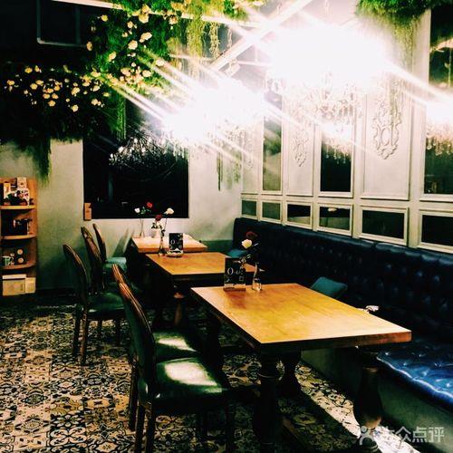 咖啡厅情侣图片 情侣喝咖啡图片唯美图片