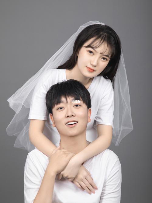 情侣写真照图片 情侣的照片