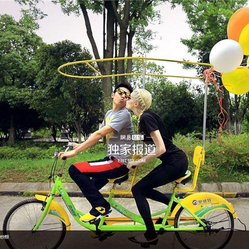 情侣坐自行车图片大全 浪漫情侣骑自行车图片唯美图片