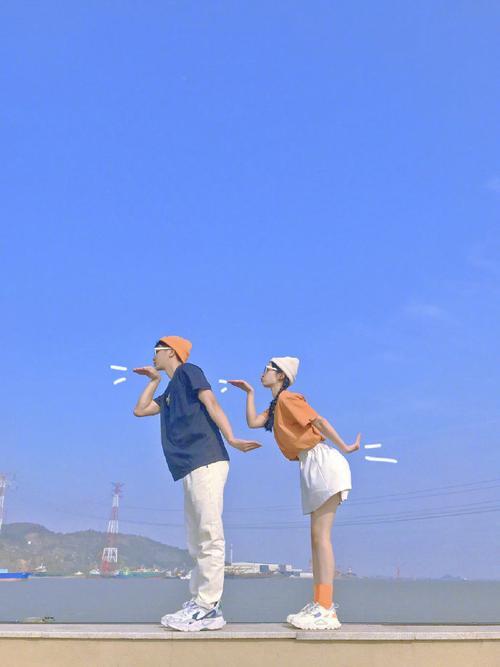 情侣拍照姿势图片 适合情侣拍照的姿势