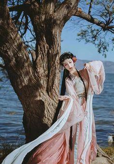 古装唯美情侣意境图片 古装剧情侣图片