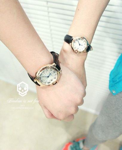 情侣手表牵手图片大全 情侣手表价格及图片