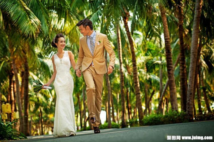 情侣散步的图片 情侣散步背影图片唯美