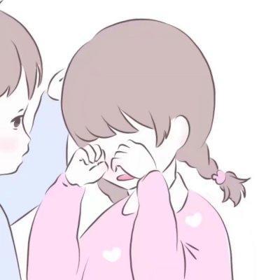 情侣图片两张一组 两个情侣在一起的图片