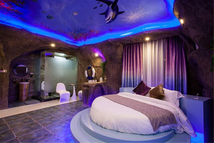 情侣酒店客房图片 情侣主题客房图片