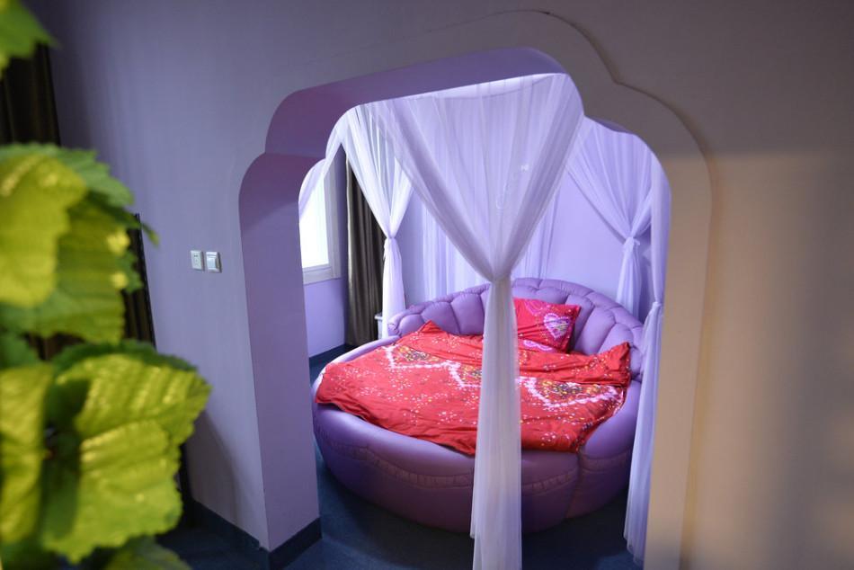 主题宾馆图片情侣房 情侣房间图片