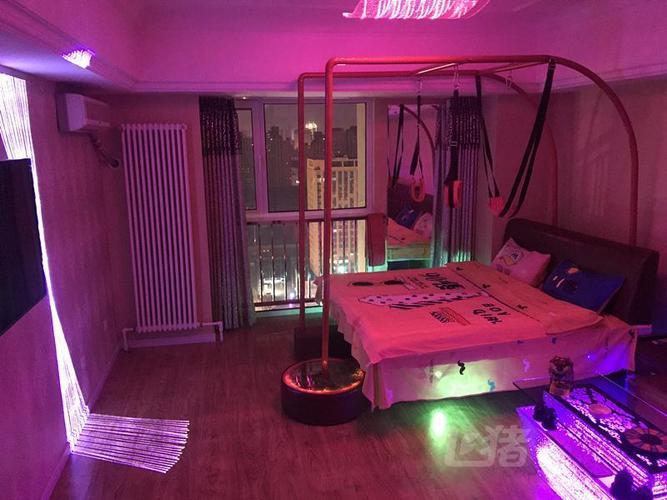 情侣大床房图片 最新双人床图片大全