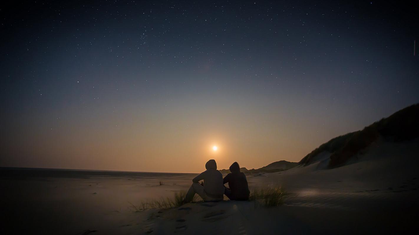 适合做情侣壁纸的图片 超好看情侣图片壁纸