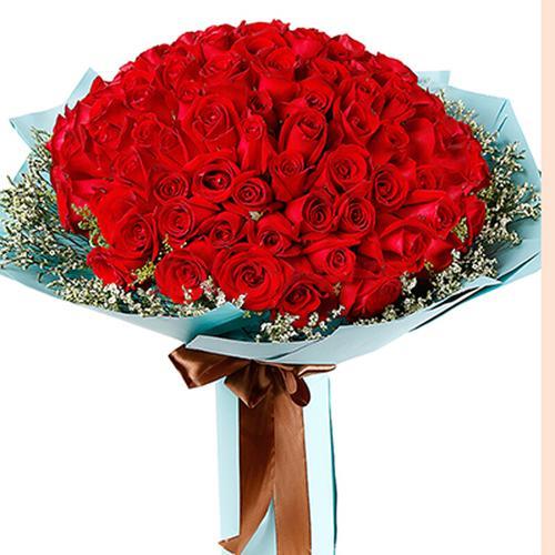 情侣鲜花图片大全 情侣捧花图片