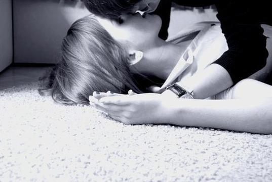 情侣男女图片 情侣间的图片