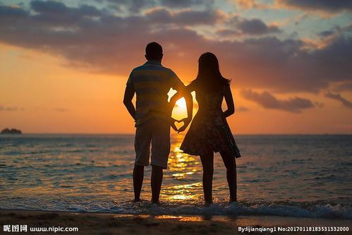 情侣贴图 情侣贴脸图片