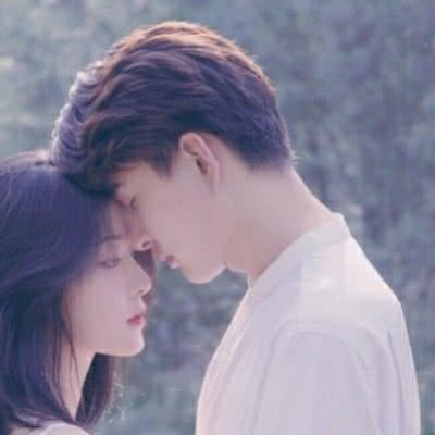 情侣图两张一对 情侣图片两个人