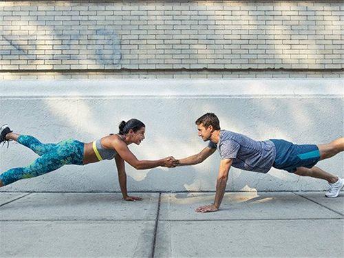 健身情侣图片高清 健身情侣合照