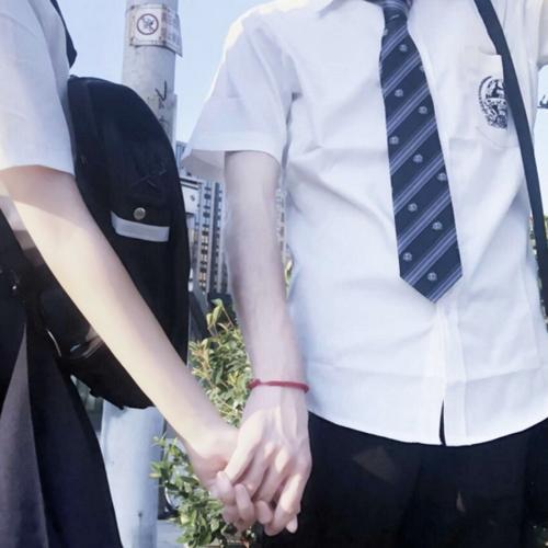 情侣图片不露脸 情侣秀恩爱照片不见脸