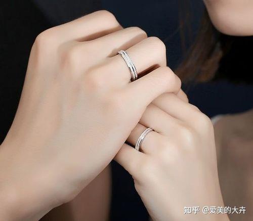 手拉手情侣戒指图片 戒指图片唯美情侣牵手图片