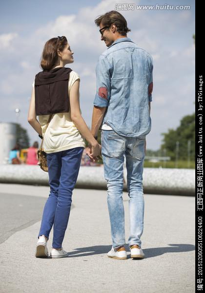 爱人情侣图片 情侣间的图片