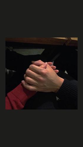 手机背景图情侣 情侣背景图片