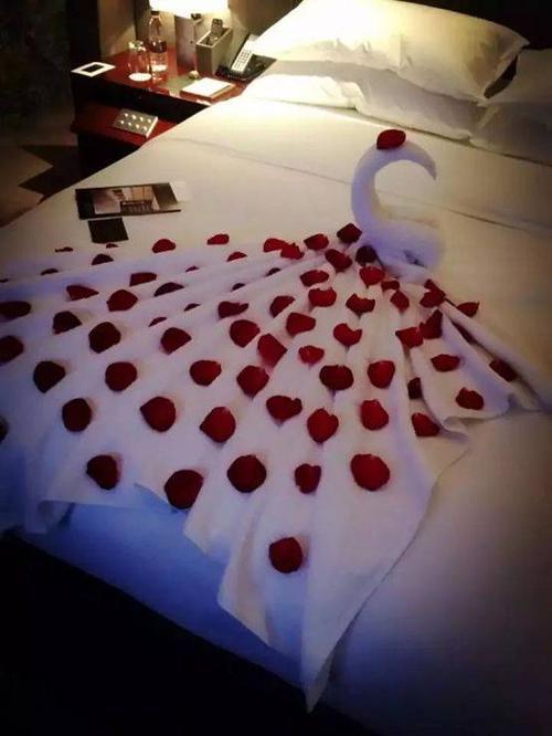 情侣房间布置图片酒店 主题情侣酒店房间设计图片