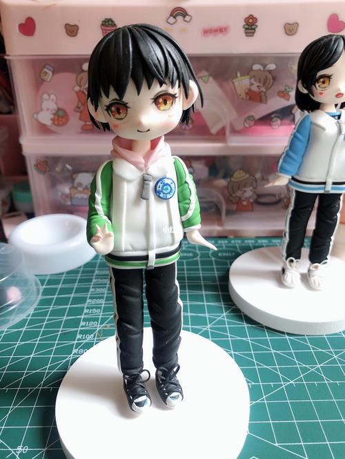 情侣手办图片 情侣图案卡通