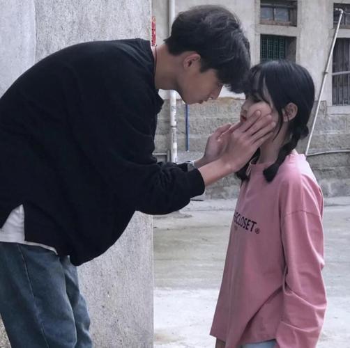 情侣图真人 唯美情侣浪漫图片