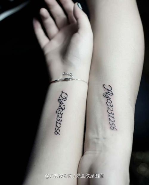 图案情侣 情侣图案卡通