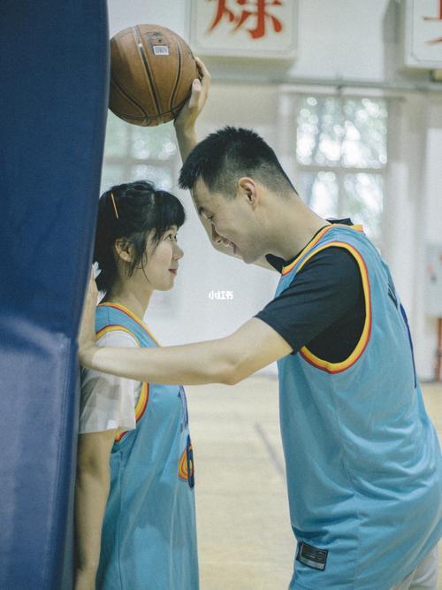 篮球服情侣照图片大全 情侣篮球照片大全图片动漫