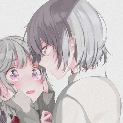 一人一半二次元情侣图 情头情侣双人二次元一人一半