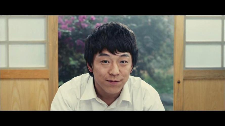 假装情侣图片 情侣穿情侣装的图片