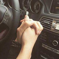 情侣十指紧扣的图片 情侣牵手图片十指紧扣