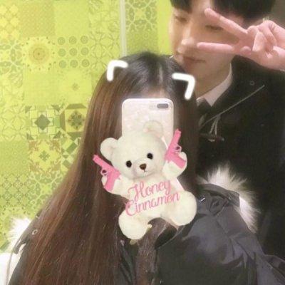 情侣脸对脸图片 情侣贴脸图片