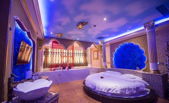 情侣房图片 情侣卧室图片