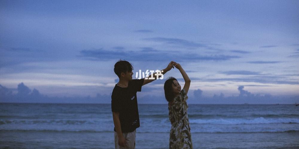 海边浪漫情侣图片 情侣海边漫步唯美图片