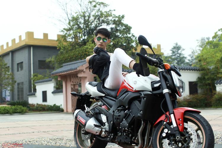 机车情侣图片高清壁纸 机车情侣霸气图片