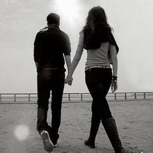 情侣牵手背影图片唯美 图片情侣两个人牵手背影唯美