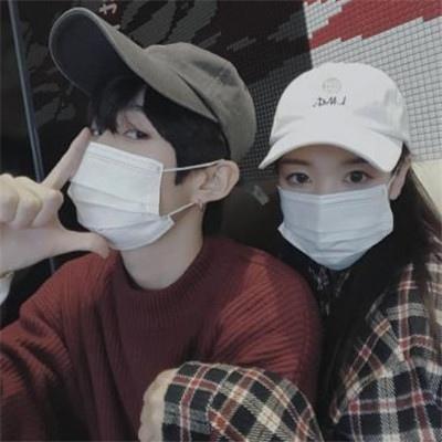 情侣合影图片 情侣合照图片两个人