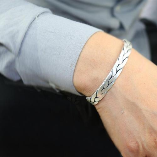 情侣银手镯图片大全 最新款银手镯图片大全